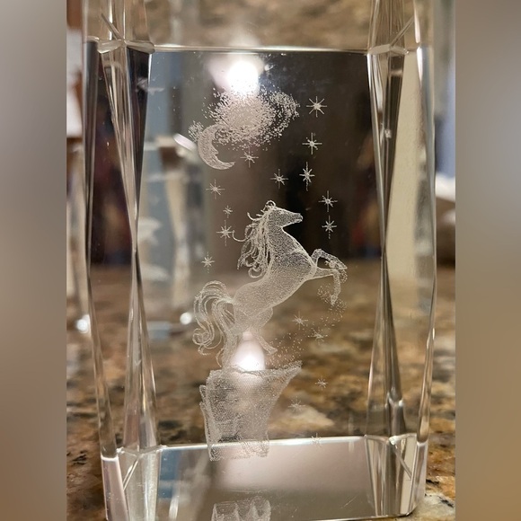 3D Etched Horse Moon & Stars Glass Holographic Paperweight 3” x 2” - Picture 3 of 3